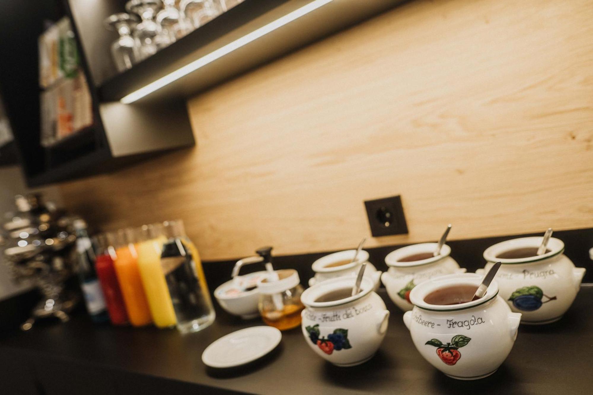Thalguter - Rooms & Breakfast Lagundo Ngoại thất bức ảnh