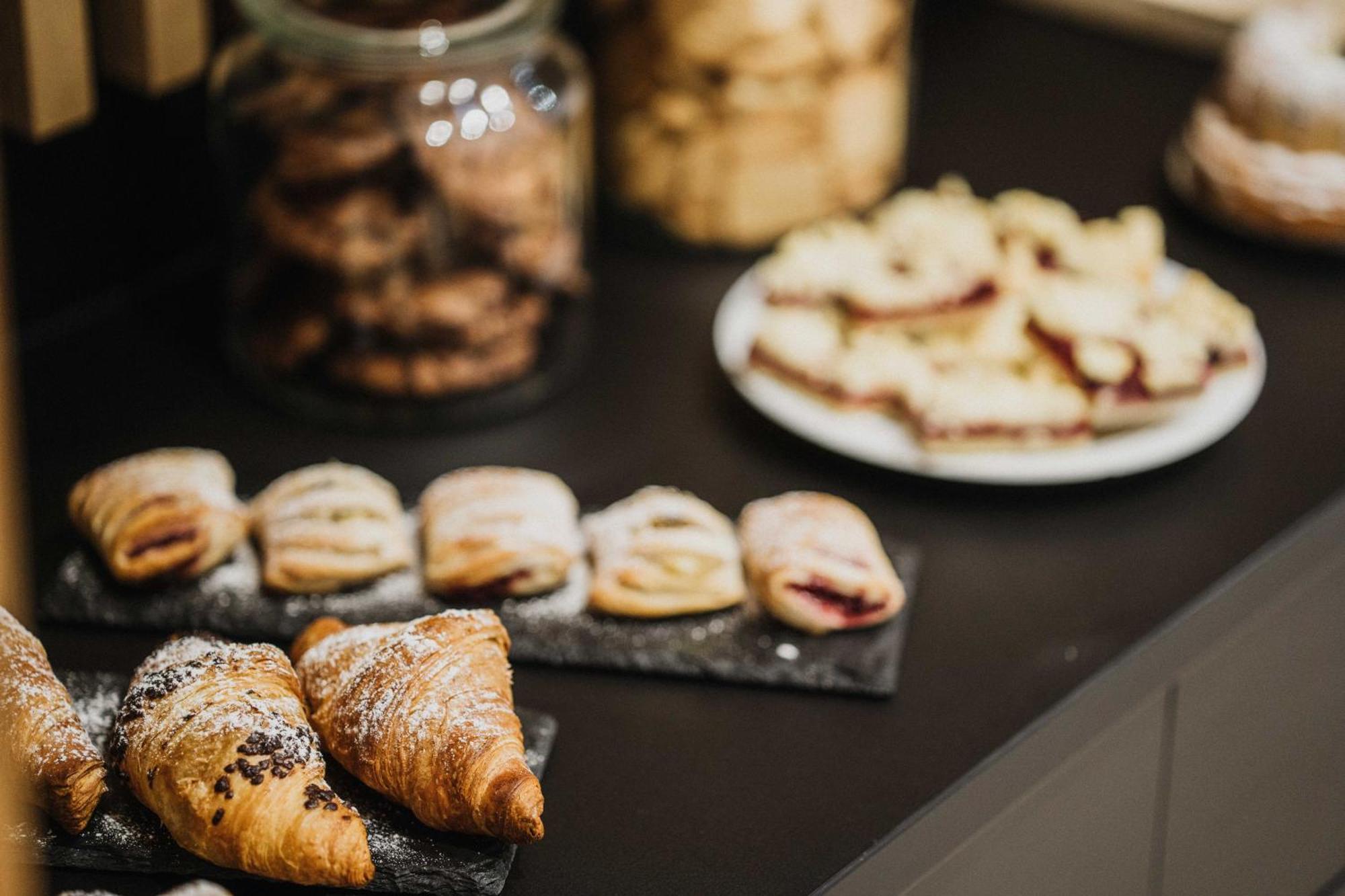Thalguter - Rooms & Breakfast Lagundo Ngoại thất bức ảnh