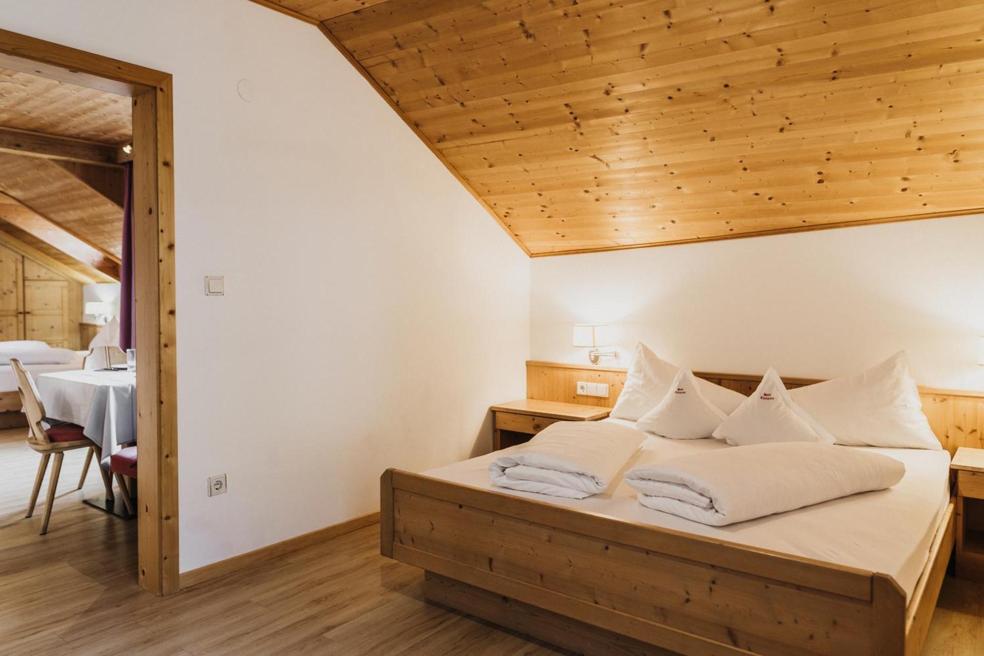 Thalguter - Rooms & Breakfast Lagundo Phòng bức ảnh
