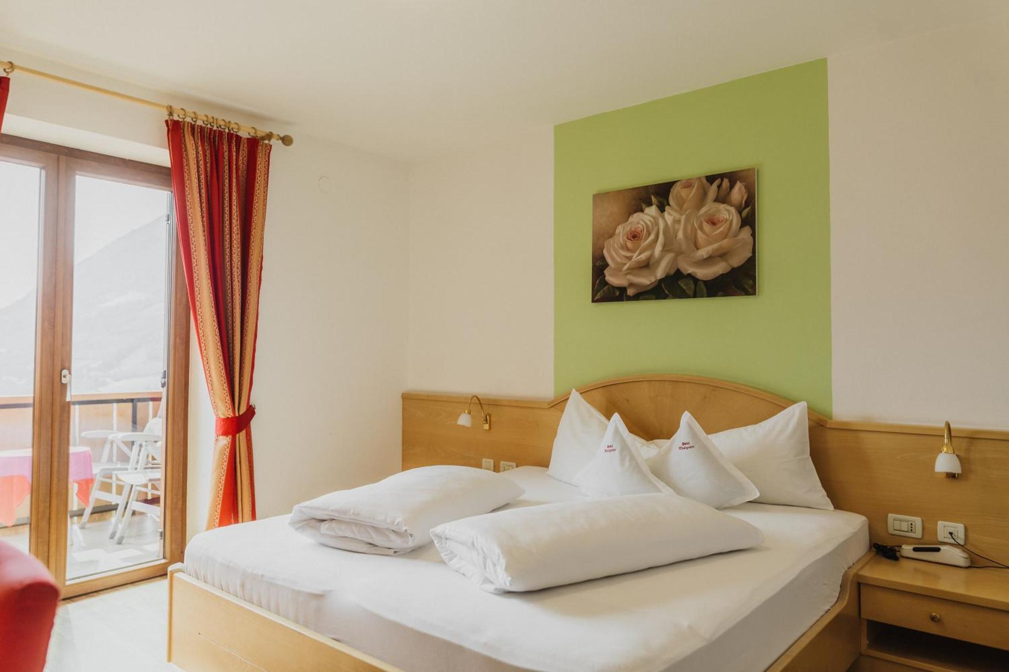 Thalguter - Rooms & Breakfast Lagundo Phòng bức ảnh
